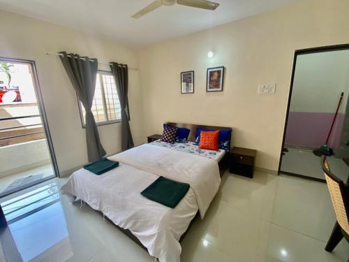 1 BHK flat with Free Wi Fi Kitchen in Pune 1 BHK flat with Free Wi Fi Kitchen in Pune