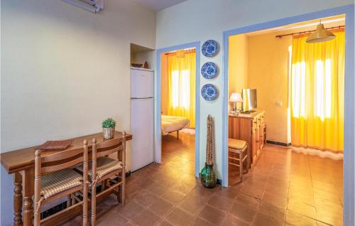 Nice apartment in Osor with 2 Bedrooms, WiFi and Outdoor swimming pool in Osor Nice apartment in Osor with 2 Bedrooms, WiFi and Outdoor swimming pool in Osor