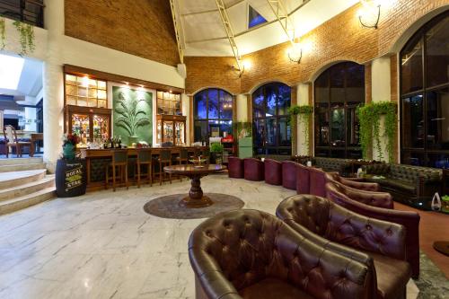 パブ/ラウンジ, パーク ビレッジ リゾート バイ KGH グループ (Park Village Resort by KGH Group) in ブダニールカンタ パブ/ラウンジ, パーク ビレッジ リゾート バイ KGH グループ (Park Village Resort by KGH Group) in ブダニールカンタ