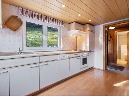 Cocina, Modern Holiday home in Oberkirchen with Garden in Schmallenberg Cocina, Modern Holiday home in Oberkirchen with Garden in Schmallenberg