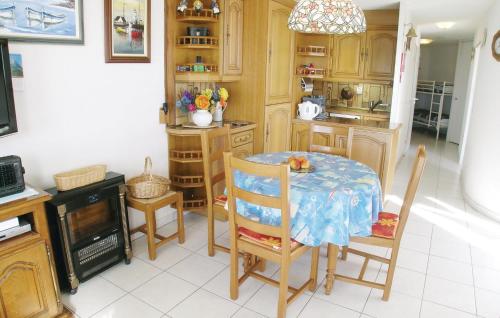 Exterior view, Nice apartment in St, Hilaire de Riez with 1 Bedrooms and WiFi in Saint-Jean-de-Monts Exterior view, Nice apartment in St, Hilaire de Riez with 1 Bedrooms and WiFi in Saint-Jean-de-Monts