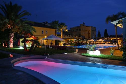 Úszómedence, Park Hotel Paradiso in Piazza Armerina Úszómedence, Park Hotel Paradiso in Piazza Armerina