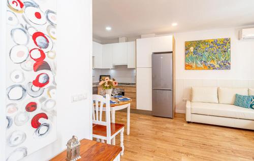 Awesome home in Mlaga with 2 Bedrooms and WiFi in Este Awesome home in Mlaga with 2 Bedrooms and WiFi in Este