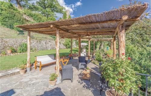 A szálláshely kívülről, La Casina in Ranco A szálláshely kívülről, La Casina in Ranco