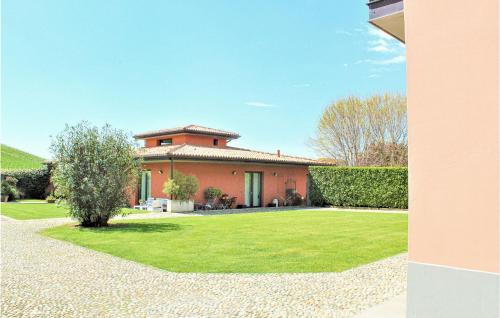 Exterior view, Nice apartment in Cazzago San Martino with 2 Bedrooms, WiFi and Outdoor swimming pool in Cazzago San Martino Exterior view, Nice apartment in Cazzago San Martino with 2 Bedrooms, WiFi and Outdoor swimming pool in Cazzago San Martino