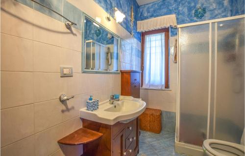 Bathroom, Awesome home in Allumiere with 2 Bedrooms in Allumiere Bathroom, Awesome home in Allumiere with 2 Bedrooms in Allumiere