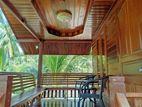 Balcony/terrace, Walk in homestay in Klong Hin Bay Balcony/terrace, Walk in homestay in Klong Hin Bay
