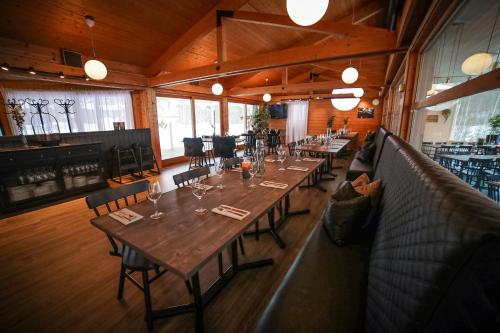 Ресторан, Vesterland Feriepark Hytter, hotell og leikeland in Кайпангер Ресторан, Vesterland Feriepark Hytter, hotell og leikeland in Кайпангер