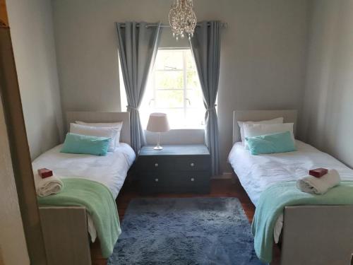 Hartland Gastehuis/Guesthouse in Vredendal Hartland Gastehuis/Guesthouse in Vredendal