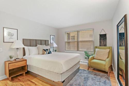 1BR Cozy Apt with Serene Local Vibe - Foster 1N & 2N in Ravenswood Gardens 1BR Cozy Apt with Serene Local Vibe - Foster 1N & 2N in Ravenswood Gardens