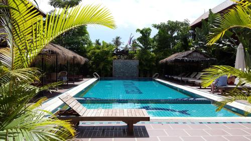 Kolam renang, Delux Villa in Battambang Kolam renang, Delux Villa in Battambang