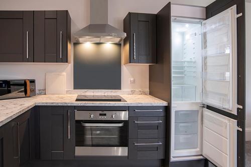 Kitchen, Cavern Quarter apartments by The Castle Collection in Liverpool Kitchen, Cavern Quarter apartments by The Castle Collection in Liverpool