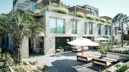 Ulaz, Casagrande Hotel & Beach Club in Jose Ignacio Ulaz, Casagrande Hotel & Beach Club in Jose Ignacio