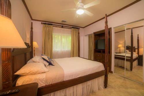 Veranda 8H ground floor 3 bdr with golf view in Herradura Veranda 8H ground floor 3 bdr with golf view in Herradura
