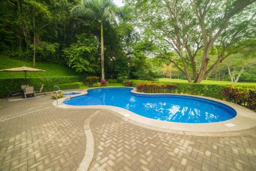 Swimming pool, Veranda 8H ground floor 3 bdr with golf view in Herradura Swimming pool, Veranda 8H ground floor 3 bdr with golf view in Herradura