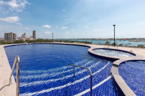 Hot tub, Meriton Suites Southport in Gold Coast Hot tub, Meriton Suites Southport in Gold Coast