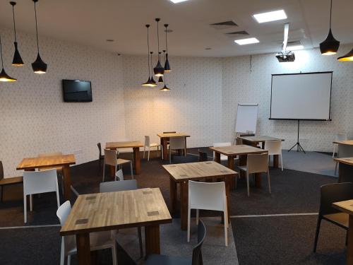 Meeting room / ballrooms, Fordan Hotel in Ispitaalja Meeting room / ballrooms, Fordan Hotel in Ispitaalja