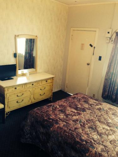 This photo about White Rose Motel shared on HyHotel.com