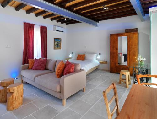 Palatakia - Adults Only in Kato Drys Palatakia - Adults Only in Kato Drys