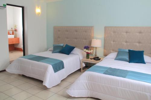 Bathroom, Hotel La Casa de Maria in Oaxaca Bathroom, Hotel La Casa de Maria in Oaxaca