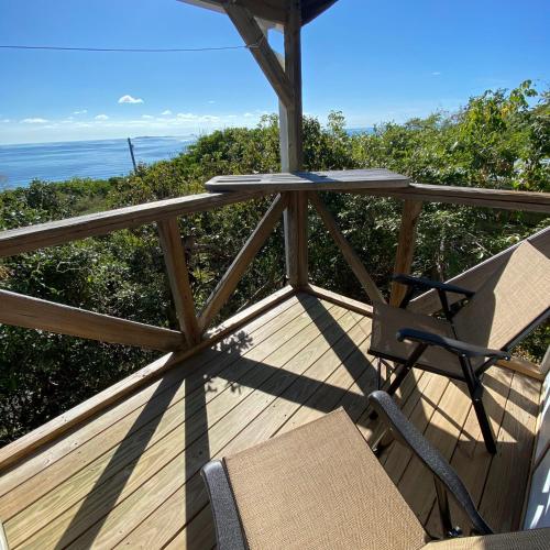 Balkon/terasa, Virgin Islands Campground in Saint Thomas Balkon/terasa, Virgin Islands Campground in Saint Thomas