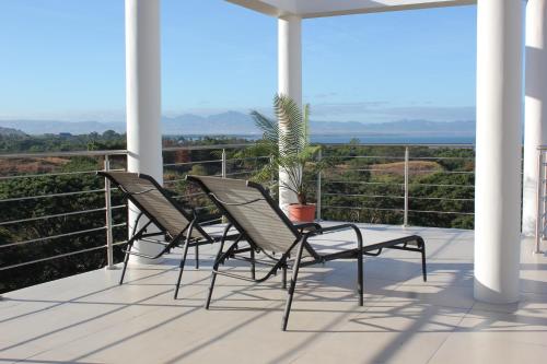 شرفة/ تراس, فيلات سافاير باي فيجي الفاخرة (Sapphire Bay Fiji Luxury Villas) in Viseisei شرفة/ تراس, فيلات سافاير باي فيجي الفاخرة (Sapphire Bay Fiji Luxury Villas) in Viseisei