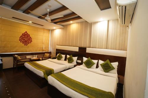 Hotel Dreamland Chandigarh in Panchkula Hotel Dreamland Chandigarh in Panchkula