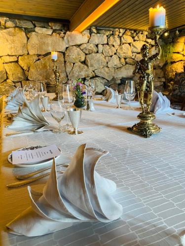 Banquet hall, Hesla Farm in Gol Banquet hall, Hesla Farm in Gol