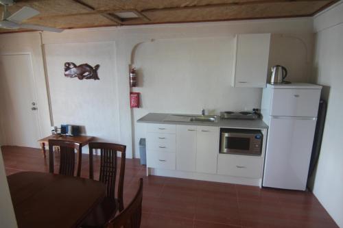 Cocina, Boathouse Apartments in Neiafu Cocina, Boathouse Apartments in Neiafu