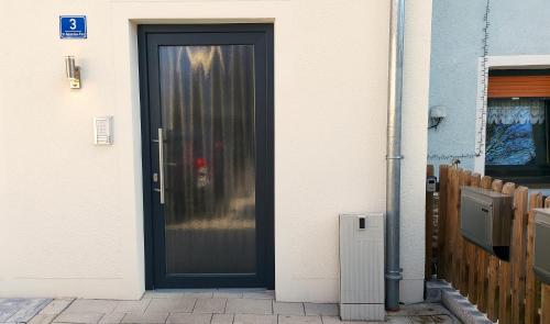 Entrance, Select-Home 2 - Netflix - Kaffee&Tee - Parkplatz - viele Extras in Bruck i.d. OPf. Entrance, Select-Home 2 - Netflix - Kaffee&Tee - Parkplatz - viele Extras in Bruck i.d. OPf.