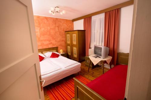 This photo about Familienhof Sereinig shared on HyHotel.com