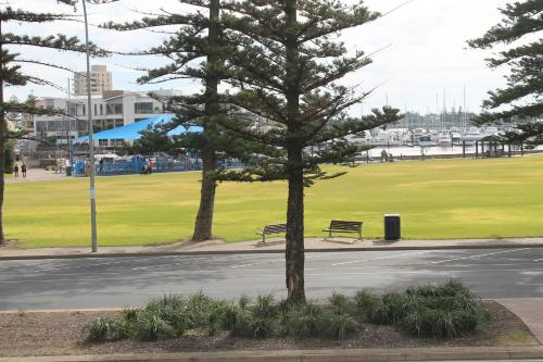 Omgeving, Econo Lodge Dockside Glenelg in Glenelg Omgeving, Econo Lodge Dockside Glenelg in Glenelg