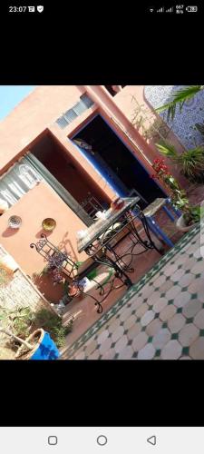 La maison des amis in 타로우단트 La maison des amis in 타로우단트
