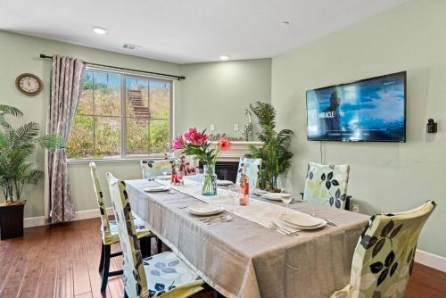 Restaurant, Appartement Tanger Ville WIFI GRATUIT (FIBRE OPTIQUE) in Souani Restaurant, Appartement Tanger Ville WIFI GRATUIT (FIBRE OPTIQUE) in Souani