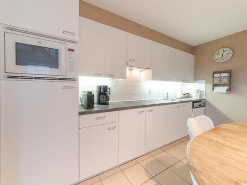 Apartment D'Heyezicht by Interhome in Bredene Apartment D'Heyezicht by Interhome in Bredene