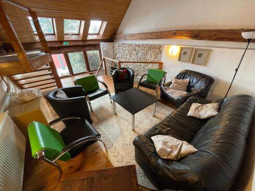 Keramický a výtvarný ateliér Konešín (Keramicky a vytvarny atelier Konesin) in Їхлава Keramický a výtvarný ateliér Konešín (Keramicky a vytvarny atelier Konesin) in Їхлава