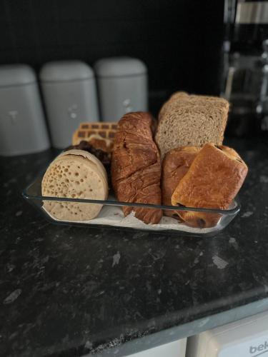 Home from home, close to Redditch hospital ABB in Redditch Home from home, close to Redditch hospital ABB in Redditch