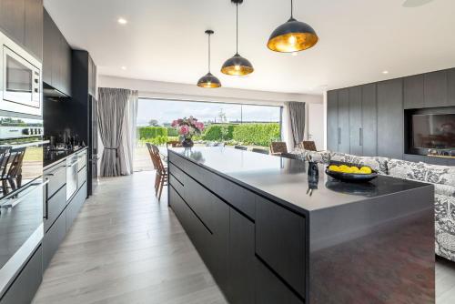 Konyha, Relax on the Deck in Martinbourough Konyha, Relax on the Deck in Martinbourough