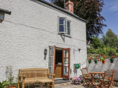 The Cottage in Trevor The Cottage in Trevor