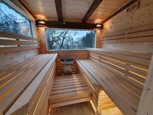 Szauna, Wohlfühloase am Trausdorfberg mit Sauna, Whirlpool und Panorama (Wohlfuhloase am Trausdorfberg mit Sauna, Whirlpool und Panorama) in Kirchberg An Der Raab Szauna, Wohlfühloase am Trausdorfberg mit Sauna, Whirlpool und Panorama (Wohlfuhloase am Trausdorfberg mit Sauna, Whirlpool und Panorama) in Kirchberg An Der Raab