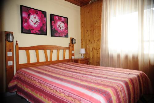 This photo about Apartamentos Varios Pas 3000 shared on HyHotel.com