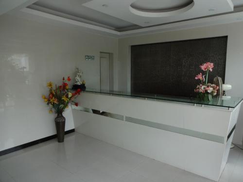 Lobby, Lotus Bay View Hotel in White Town / French Colony Lobby, Lotus Bay View Hotel in White Town / French Colony