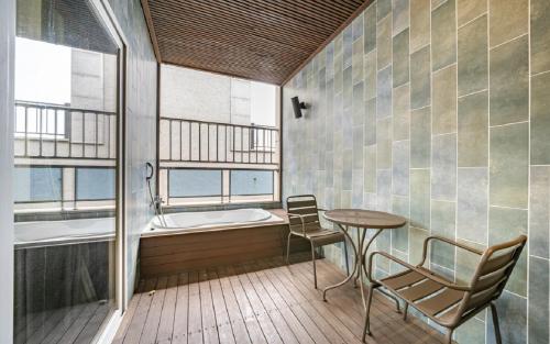Balcony/terrace, SongJeong Olla Hotel in Songjung-ri Balcony/terrace, SongJeong Olla Hotel in Songjung-ri