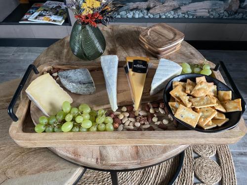 Food and beverages, Bed en Wellness de Paauw in IJzendijke Food and beverages, Bed en Wellness de Paauw in IJzendijke
