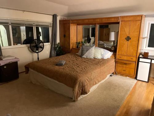 Saratoga House - Cars Available in Saratoga (CA) Saratoga House - Cars Available in Saratoga (CA)