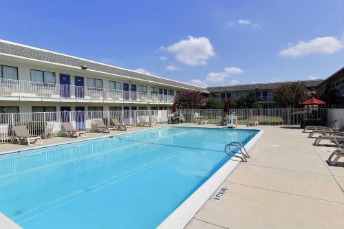 مسبح, Motel 6 Austin, TX - North in مركز مدينة أوستن مسبح, Motel 6 Austin, TX - North in مركز مدينة أوستن