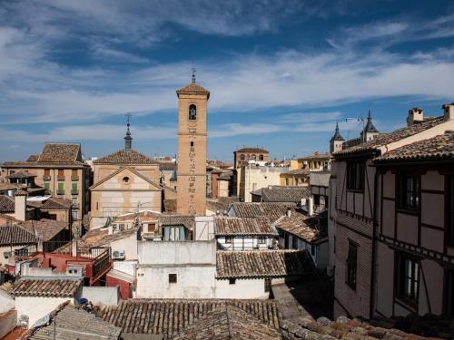 Balcony/terrace, Casa Palacio Rodrigo de la Fuente by Principe David - Seis Apartamentos de Lujo - in Toledo Balcony/terrace, Casa Palacio Rodrigo de la Fuente by Principe David - Seis Apartamentos de Lujo - in Toledo