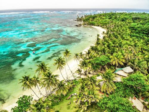 Пляж, Beach Suite for 2 in Литтл-Корн-Айленд Пляж, Beach Suite for 2 in Литтл-Корн-Айленд