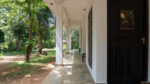 Iwamisou in Sigiriya Iwamisou in Sigiriya