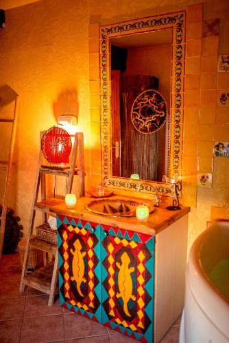 Bathroom, Domaine de la croix du Vexin in Avernes Bathroom, Domaine de la croix du Vexin in Avernes